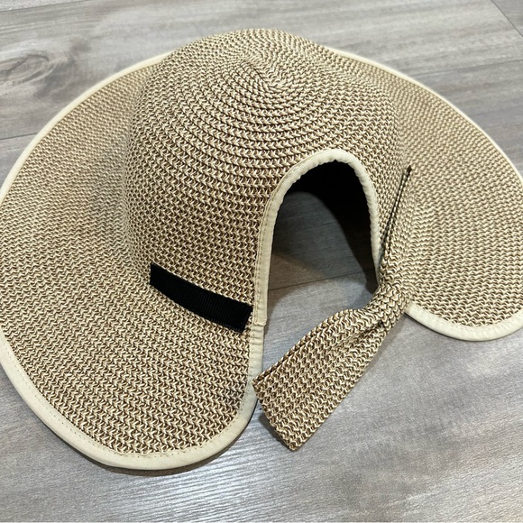 BNWT Ponytail Sun Hat - Picture 4 of 5